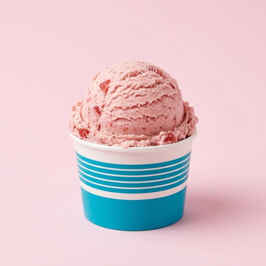 Strawberry ice cream in a cup